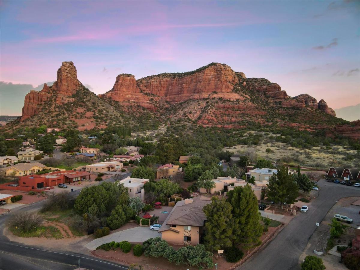 Adobe Village Villa With Private Patio - Sunset Villa Sedona Bagian luar foto